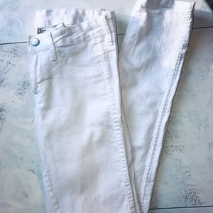 WHITE H&M JEANS